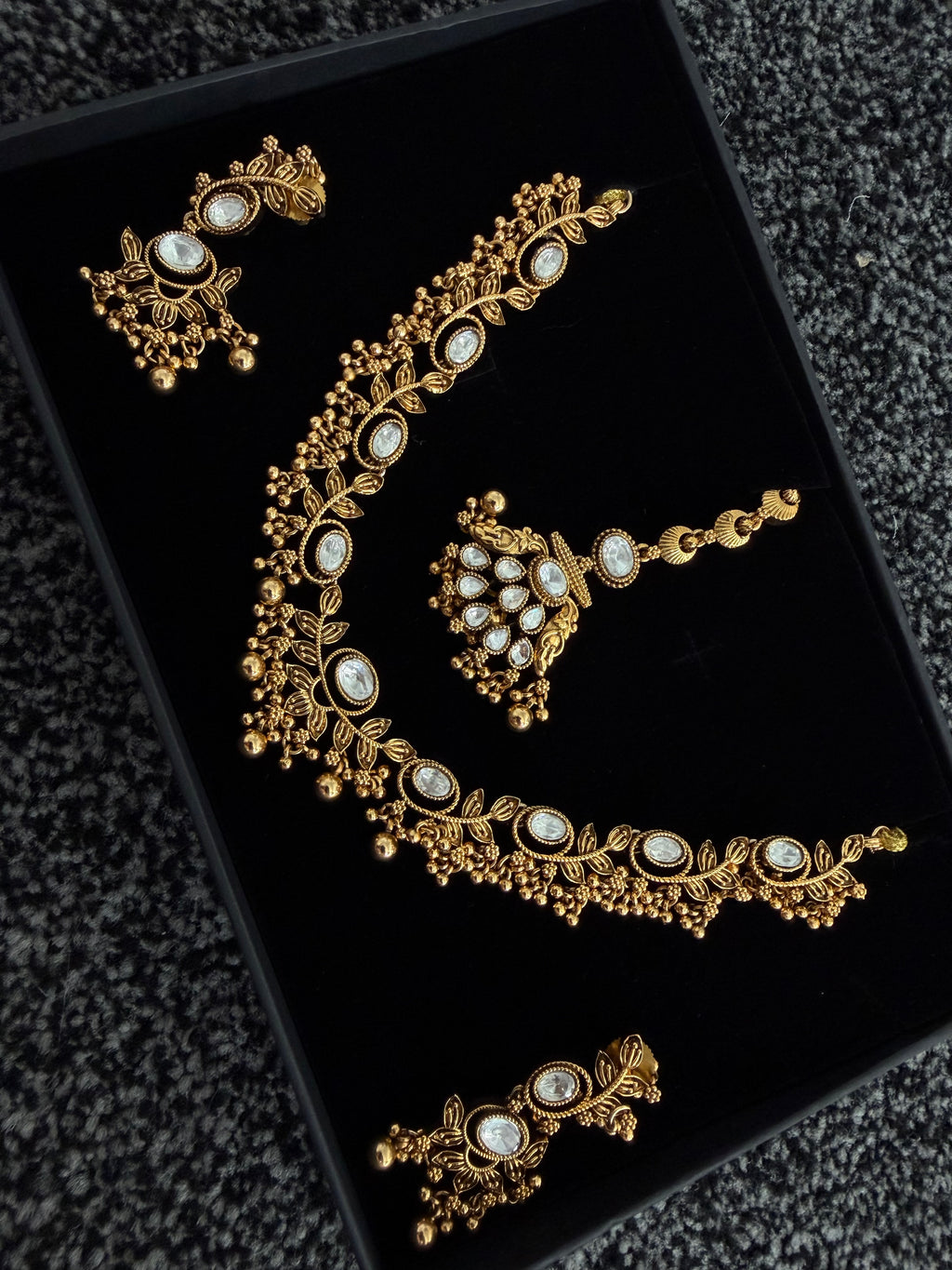 Sahiba — Heritage Gold Statement Set