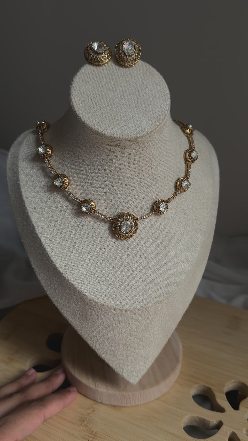 Nazm — Dainty Heritage Jewellery Set